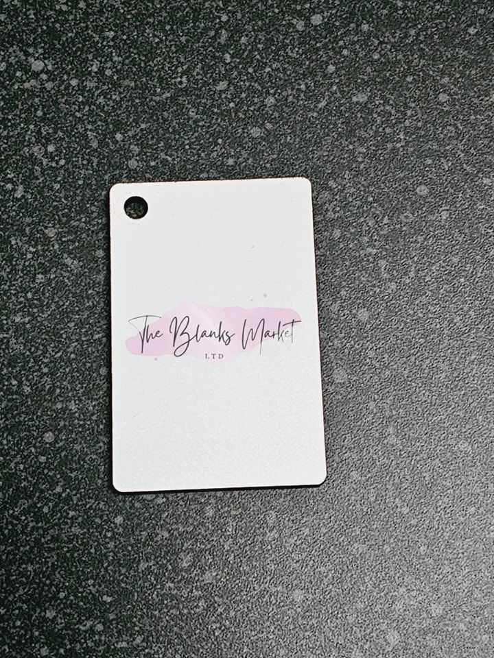 White fronted rectangle keyring