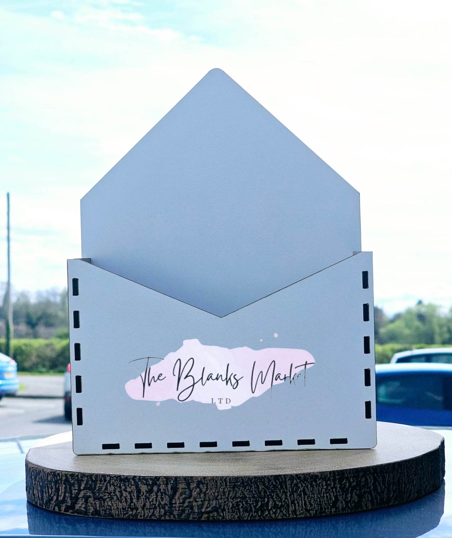 White fronted flower box envelope