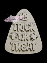 Load image into Gallery viewer, Trick or Treat Halloween diy Candy sign
