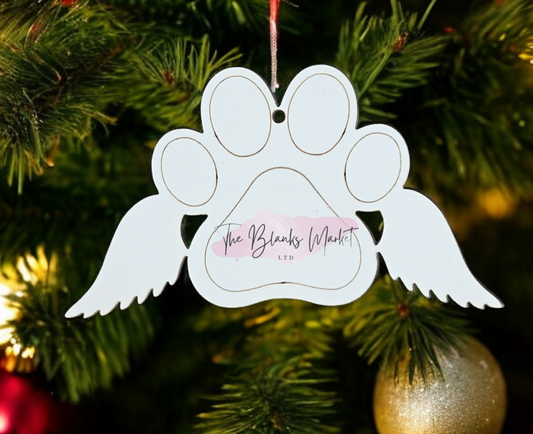 Hanging paw with wings decoration