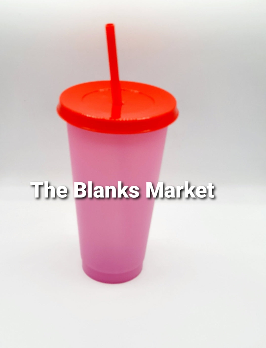 Colour changing cups