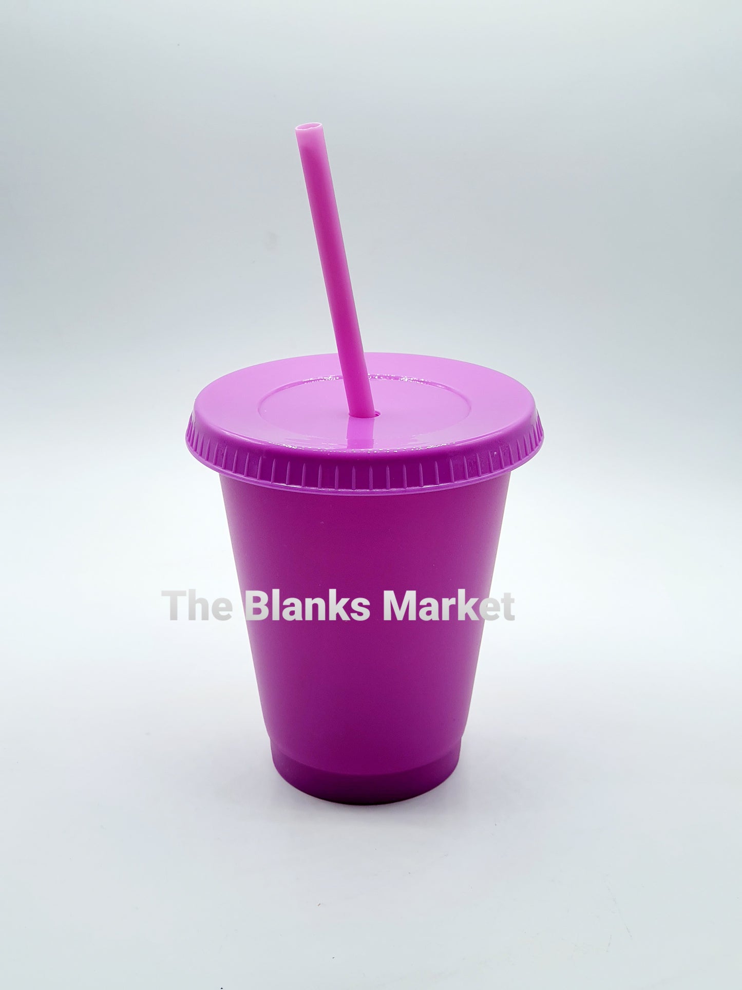 16oz cups with lids and straws