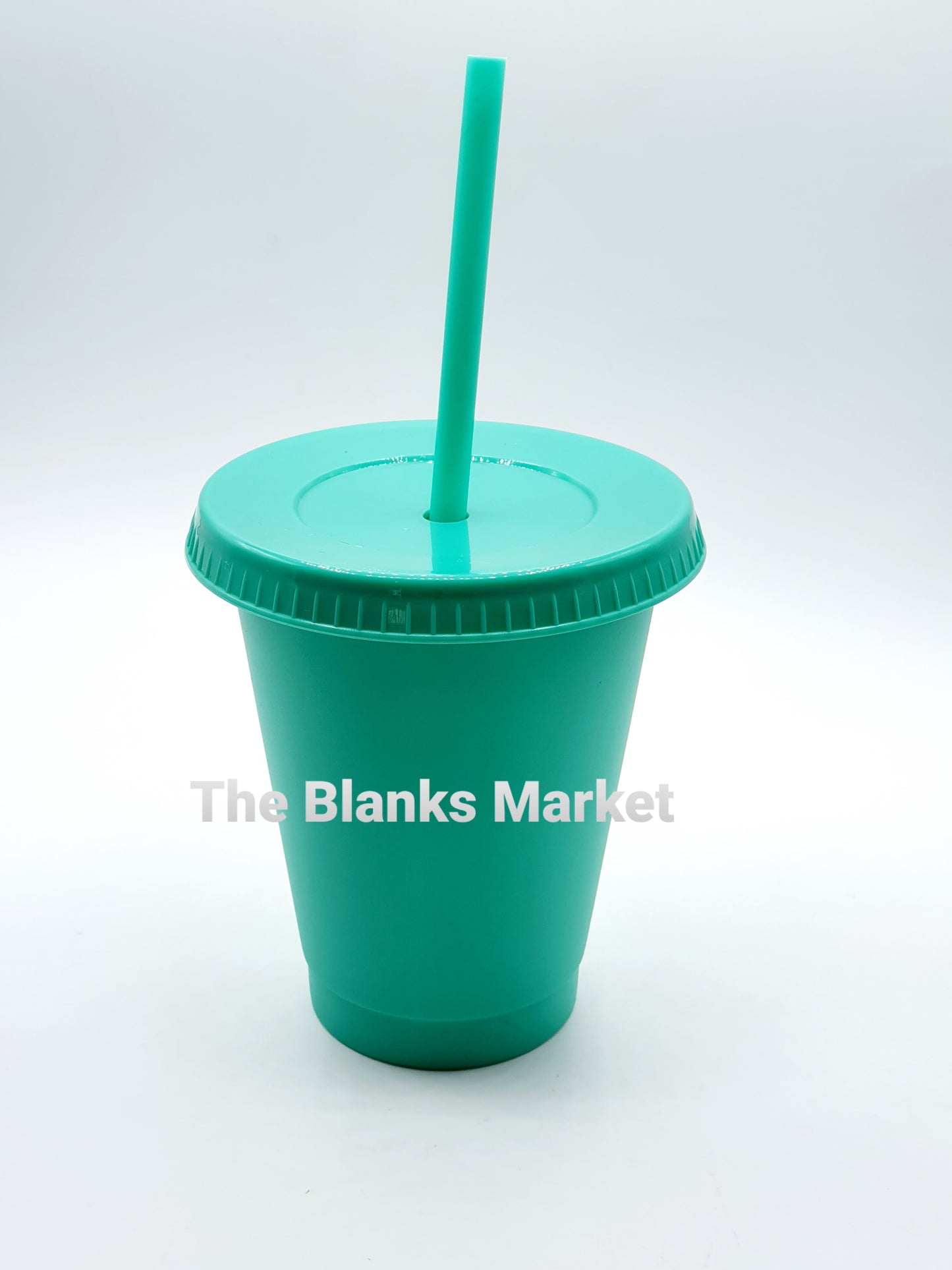 16oz cups with lids and straws
