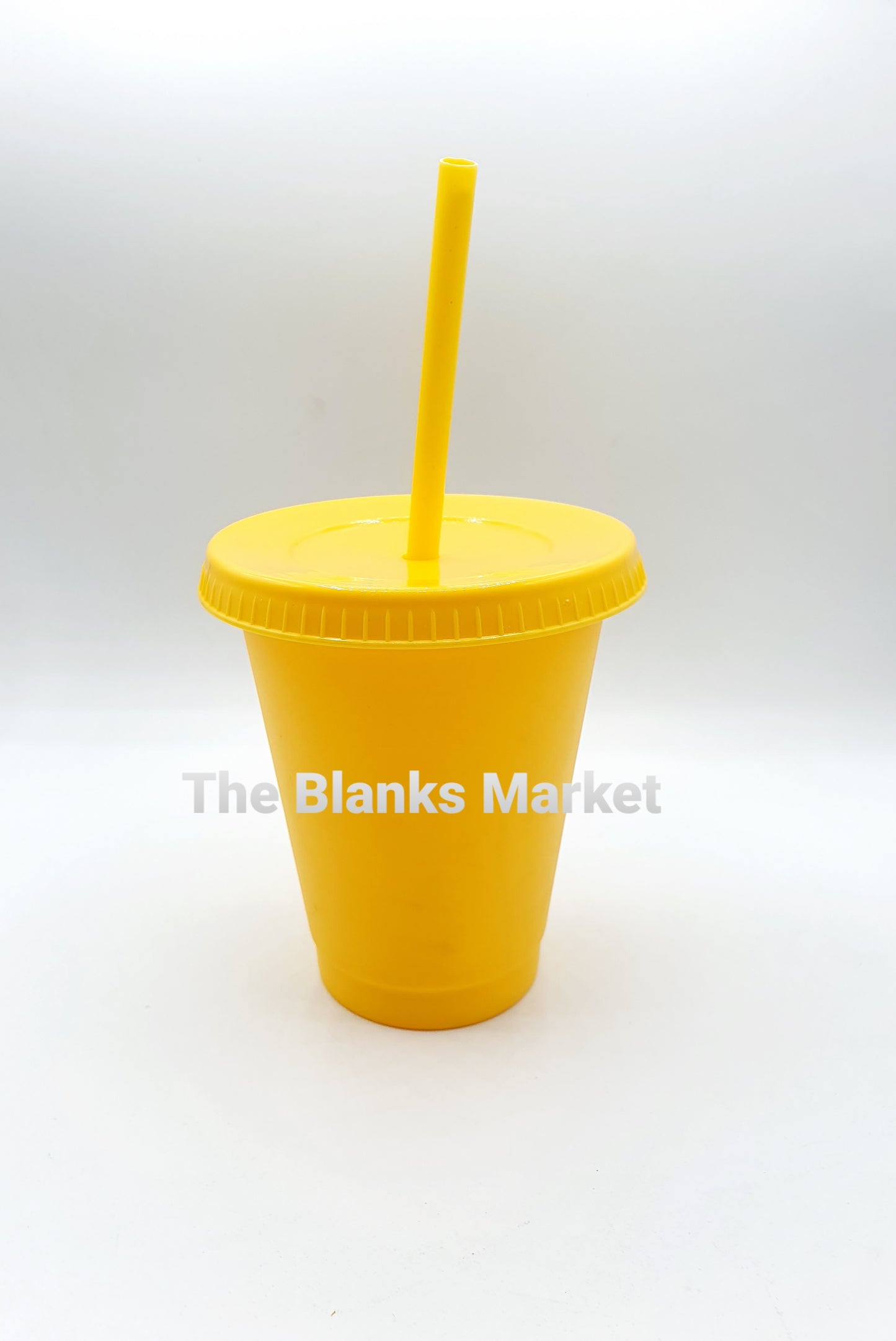 16oz cups with lids and straws