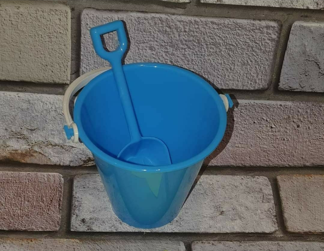 Bucket and spade